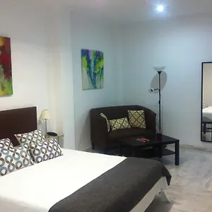 Hotel Cool **